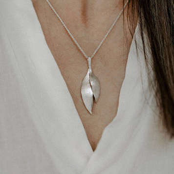 The Eucalyptus Pendant