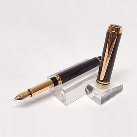 Gentleman's Bog Oak Fountain Pen