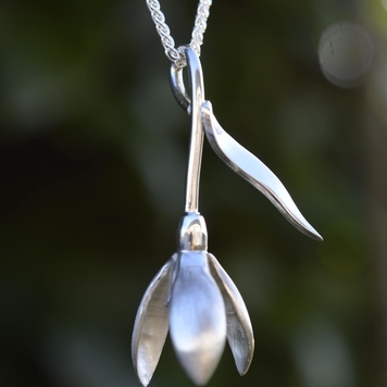 Snowdrop Necklace