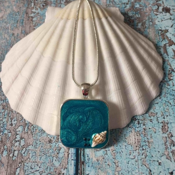 Pendant - Sea Blues with Seashell