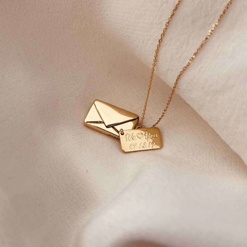 Signature Envelope Necklace, 18ct Gold