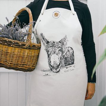 Apron / M'asal Beag Dubh Apron