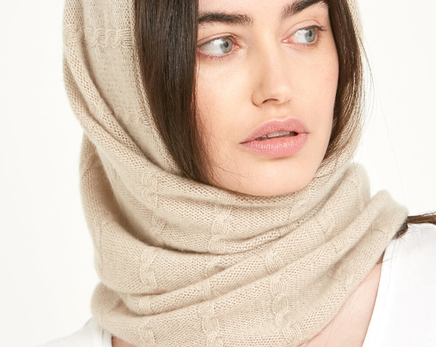 CASHMERE CABLE SNOOD CHAMPAGNE 03